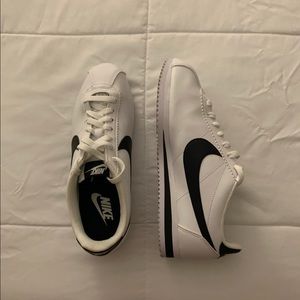 Black Nike Cortez
